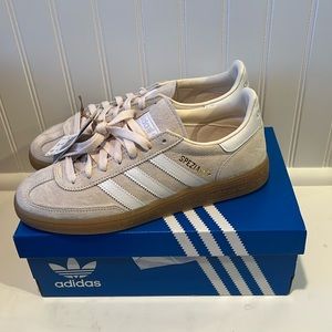 ADIDAS ORIGINALS HANDBALL SPEZIAL. Never worn.